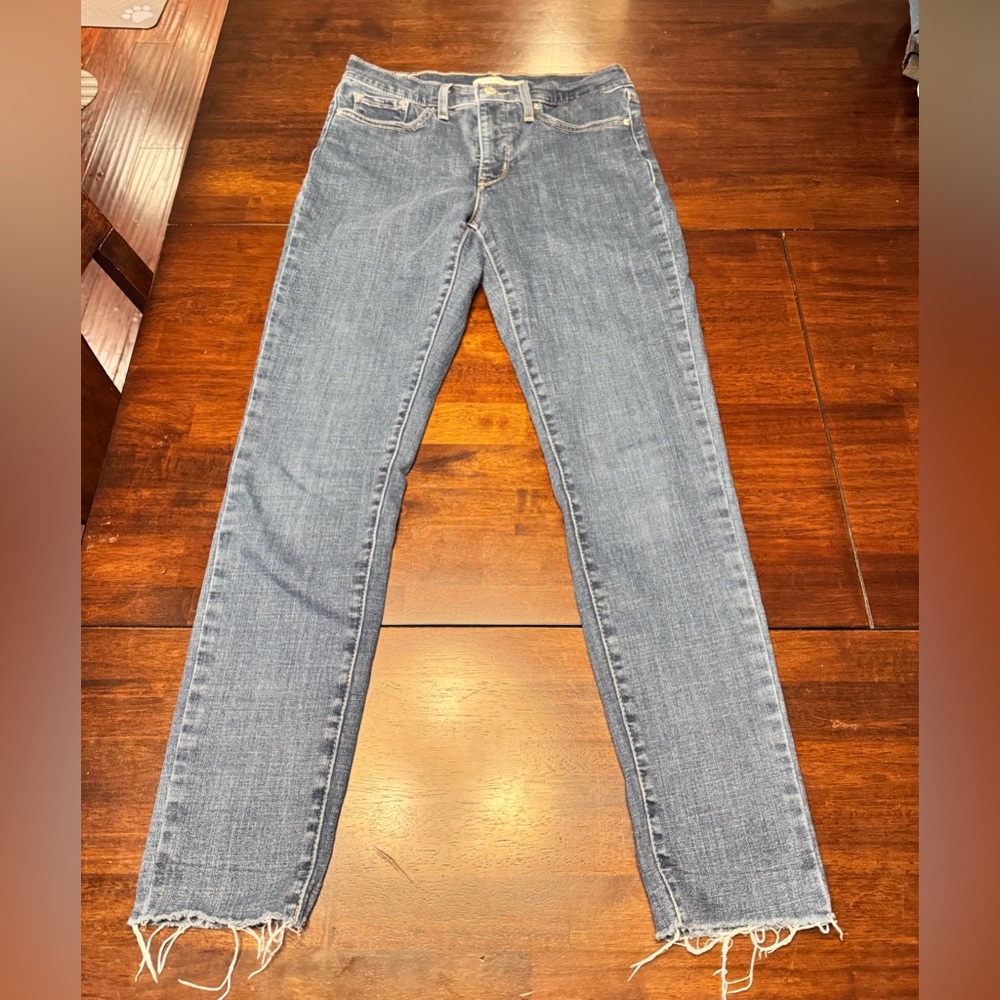 Levi’s 311 Skinny Jeans